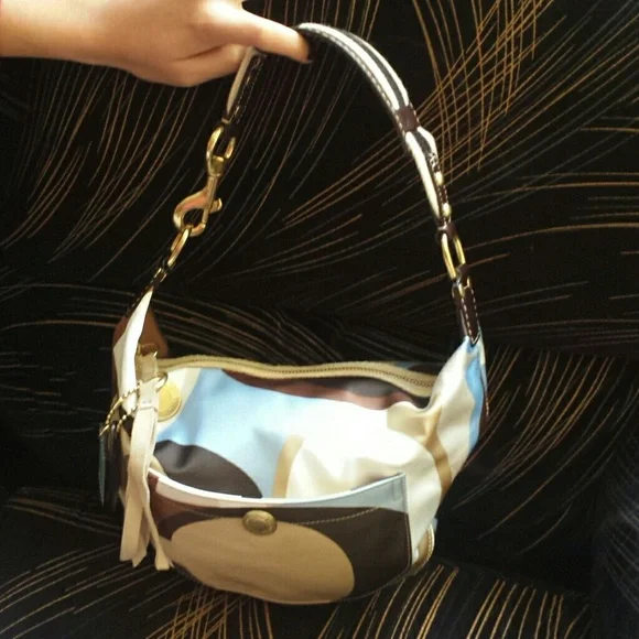 AUTHENTIC SMALL COACH HOBO BAG!! - Picture 1 of 4